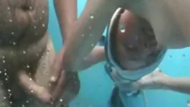 寻找一个男人他妈的在车里
