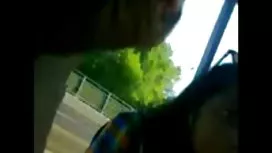 他的母亲是个妓女，当他想要的时候他会乱搞她