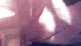 一个喜欢看公鸡的戴绿帽的妻子充气
