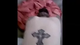 争吵之后，母亲和她的儿子乱搞