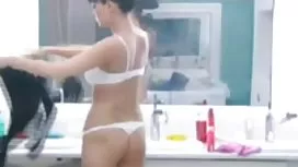 卖你的妻子300欧元你会后悔吗？ （西班牙语色情）
