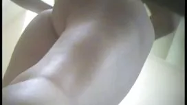 他妈的和一个丰满的她发现了整个社区