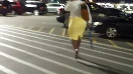 用手机录制一名巴西妇女给口交